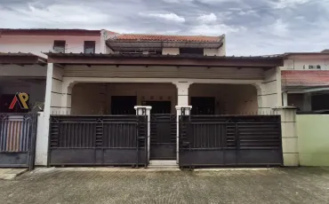 Rumah Second Terawat Komplek