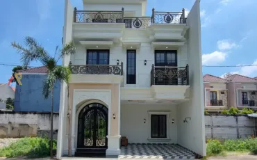 Rumah Classic Dekat Tol