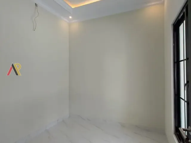 Rumah Classic Dekat Tol