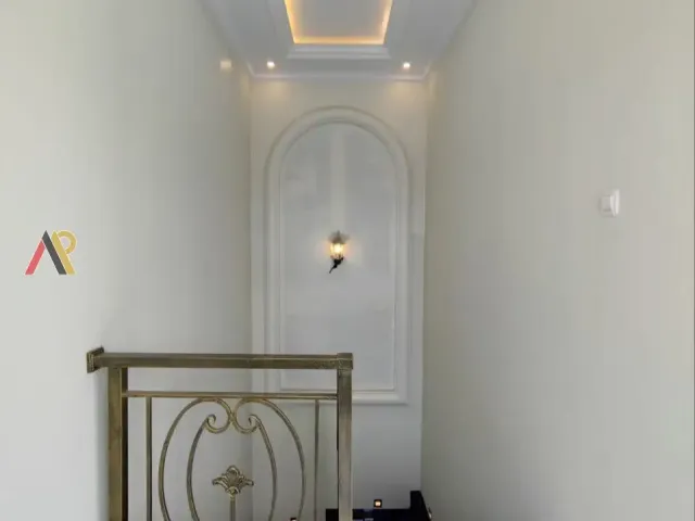 Rumah Classic Dekat Tol