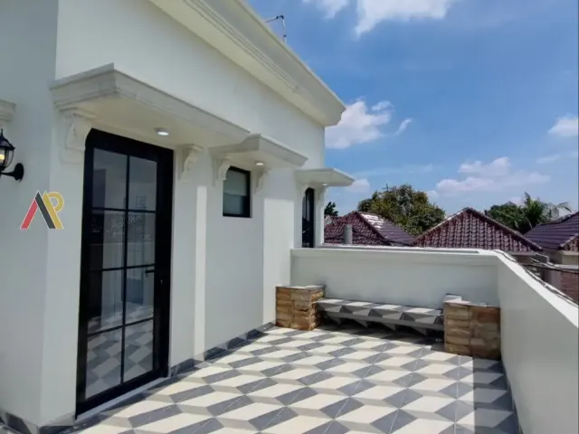 Rumah Classic Dekat Tol