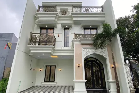 Rumah Classic Dekat Tol