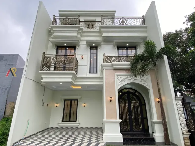 Rumah Classic Dekat Tol