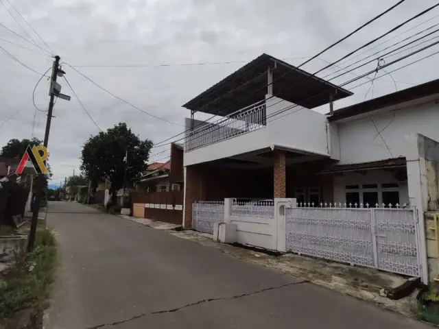 Rumah Full Furnished Second