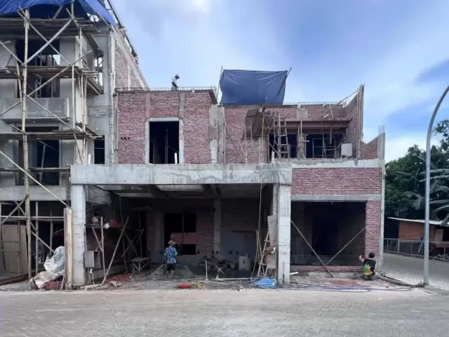 Rumah Private Pool Ragunan